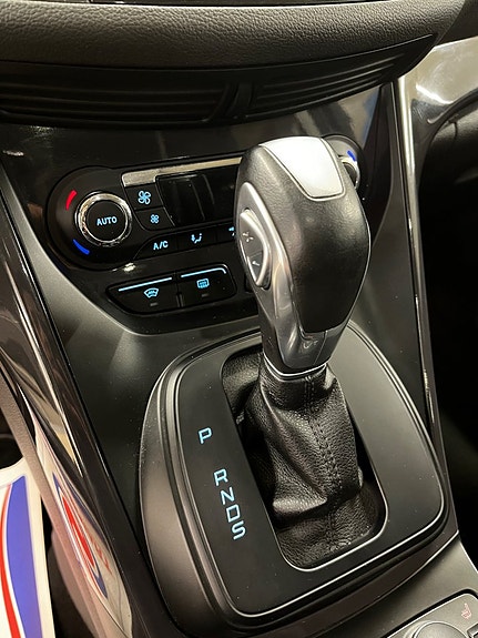 Ford Kuga 13 of 17