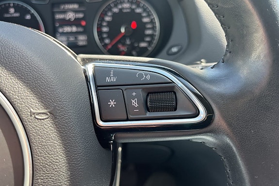 Audi Q3 18 of 18