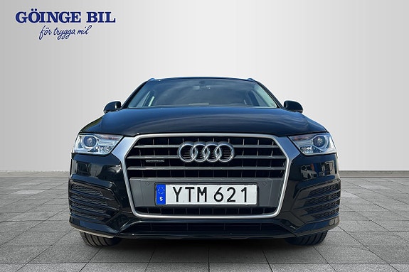 Audi Q3 3 of 5