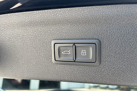 Audi Q3 14 of 18