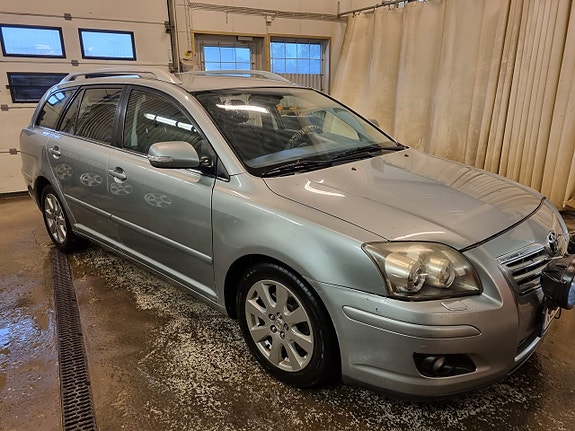 Brugt Toyota Avensis 2.0