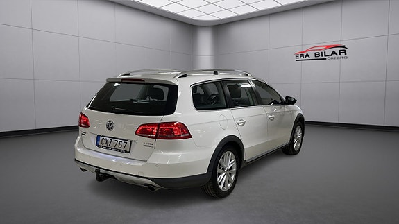 Volkswagen Passat Alltrack 6 of 25