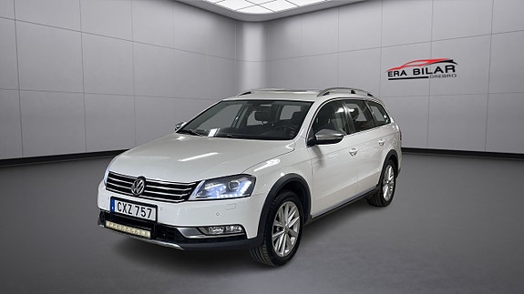 Volkswagen Passat Alltrack 3 of 5