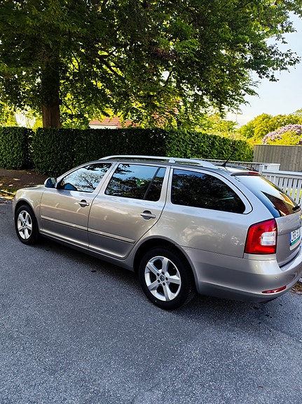 Skoda Octavia 4 of 5