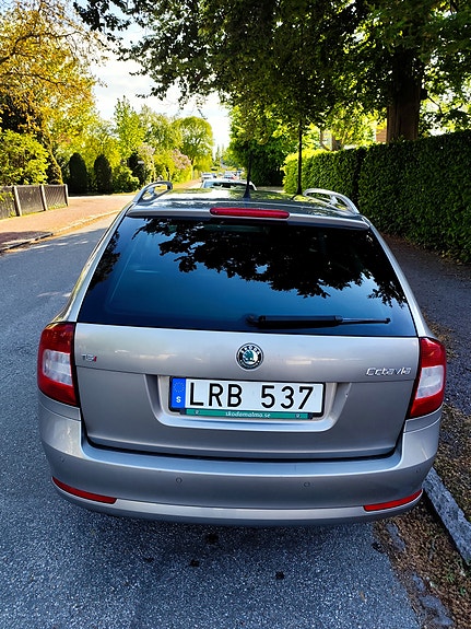 Skoda Octavia 6 of 19