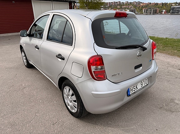 Nissan Micra 4 of 5