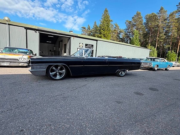 Cadillac Convertible