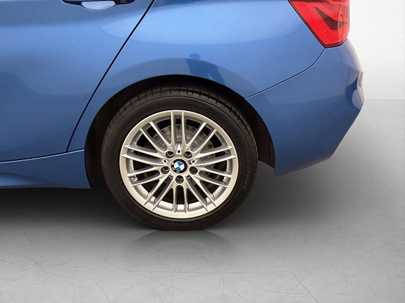 BMW 118i 29 of 30