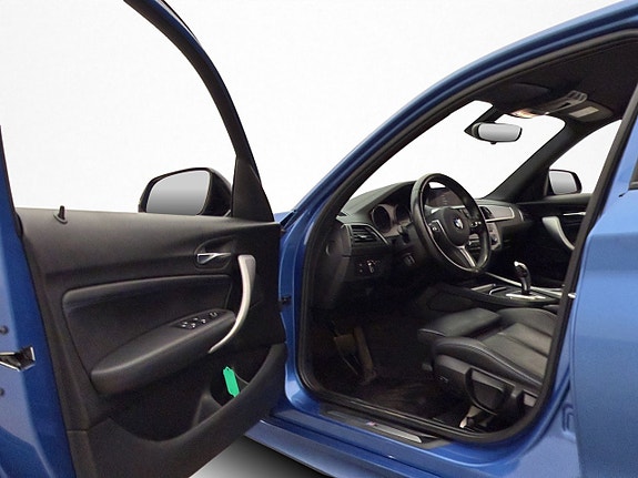BMW 118i 10 of 30