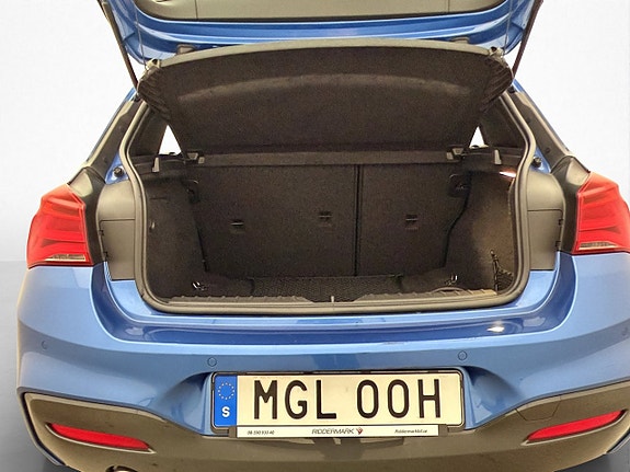 BMW 118i 27 of 30