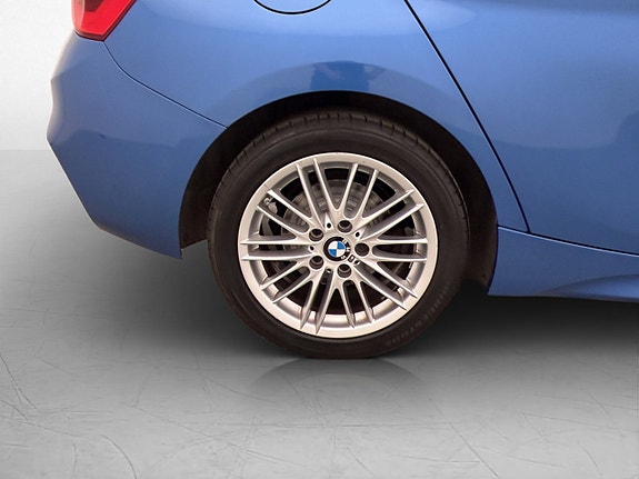 BMW 118i 30 of 30