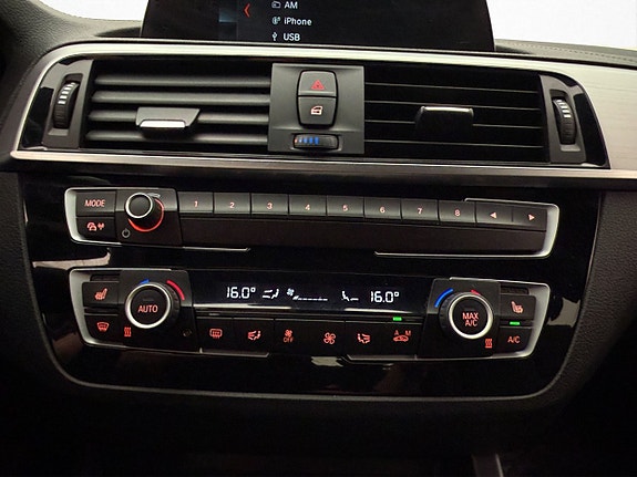 BMW 118i 21 of 30