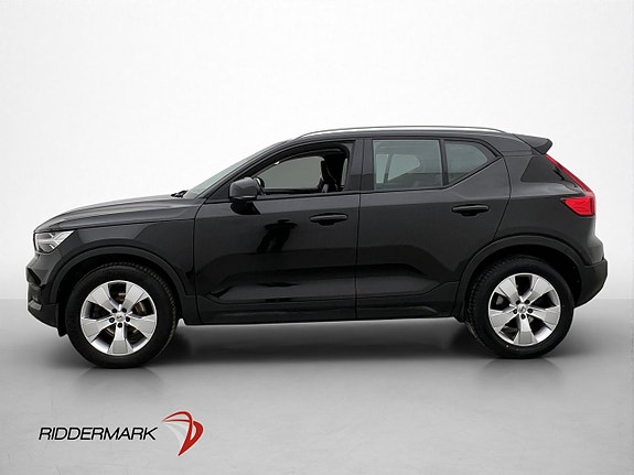 Volvo XC40 4 of 5
