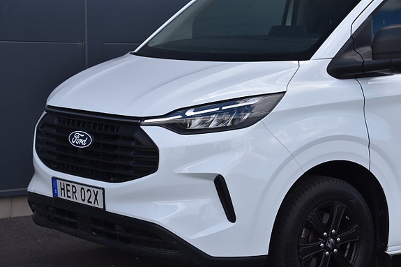 Ford Transit Custom 14 of 26
