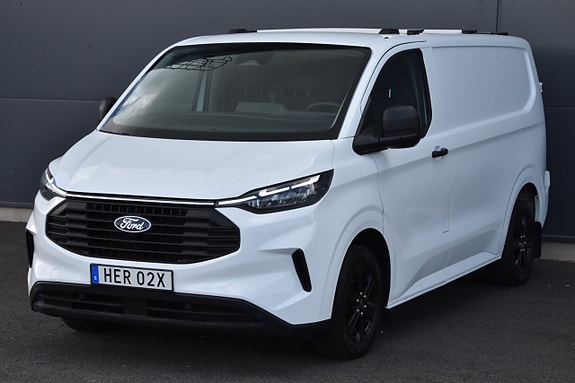 Ford Transit Custom 11 of 26