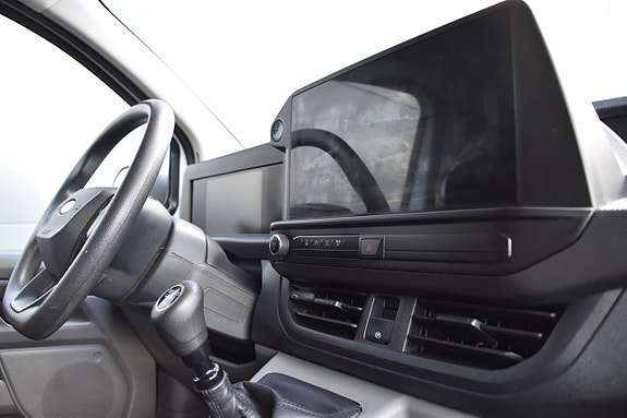 Ford Transit Custom 22 of 26