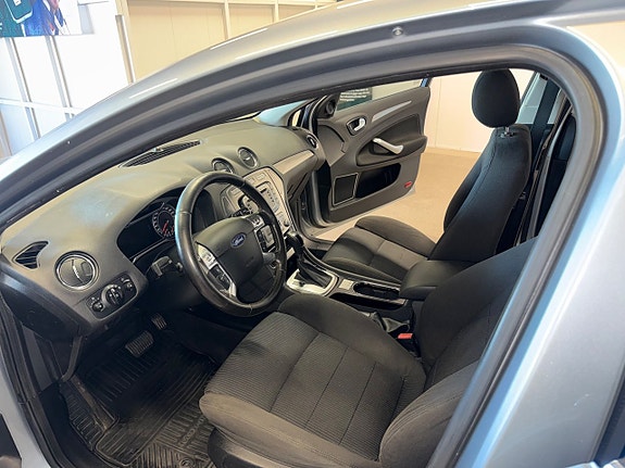Ford Mondeo 18 of 19