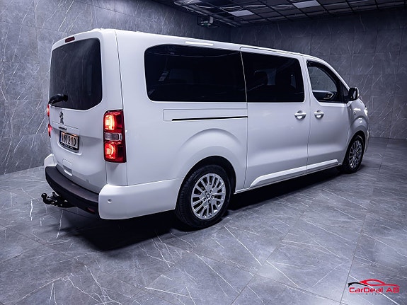 Peugeot Traveller 7 of 29