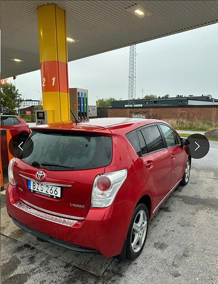 Toyota Verso 2 of 5