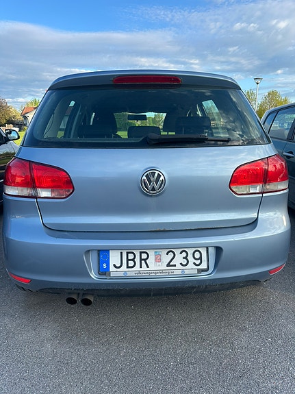 Volkswagen Golf VI 2 of 5