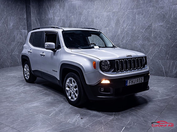 Jeep Renegade 9 of 26