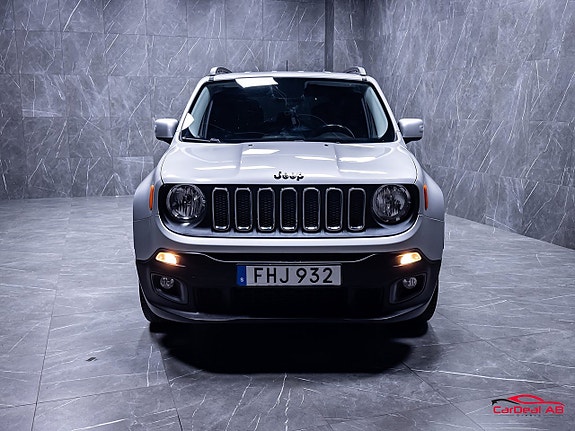 Jeep Renegade 2 of 26