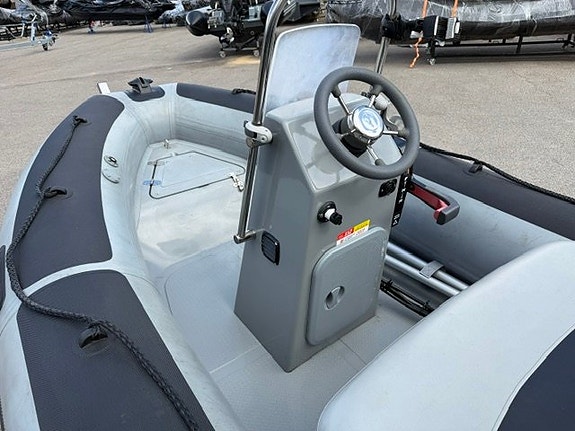 RIB Adventure Vesta 380 med 30 HK Tohatsu, Uttaget 2018 3 of 5