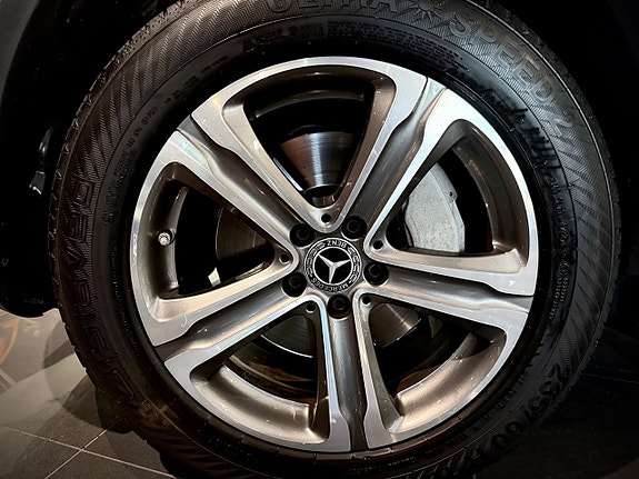 Mercedes-Benz GLC220 d 9 of 16