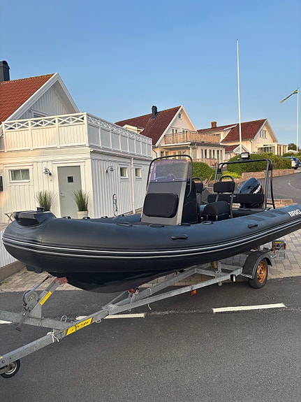 Brig Navigator 570J 2015 Evinrude 75hk 2 of 2