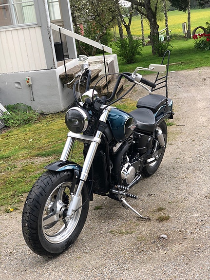 Suzuki VZ800 Marauder 3 of 5