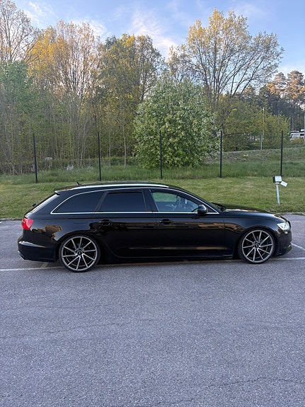 Audi A6 2 of 9