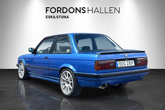BMW 320 4 of 18