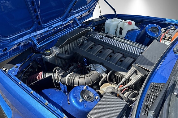 BMW 320 9 of 18