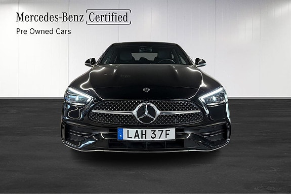 Mercedes-Benz C300 de 2 of 19