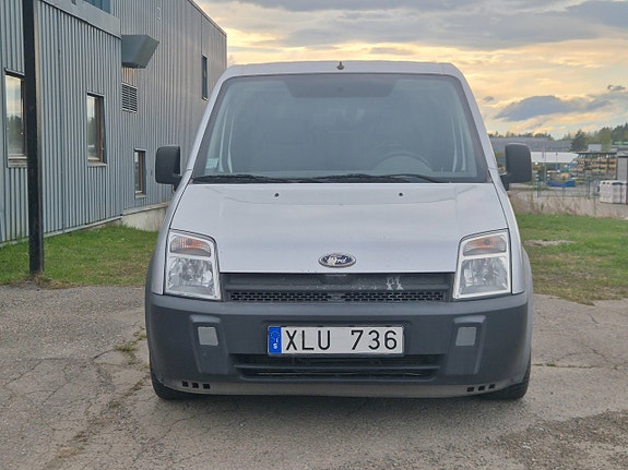 Ford Transit Connect 2 of 5