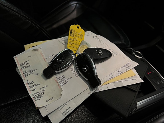 Mercedes-Benz ML63 22 of 30