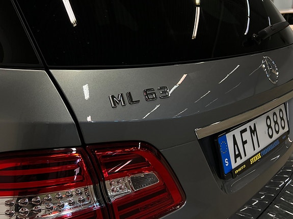 Mercedes-Benz ML63 30 of 30