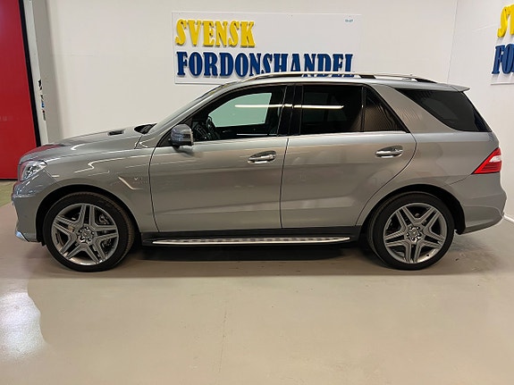 Mercedes-Benz ML63 5 of 5