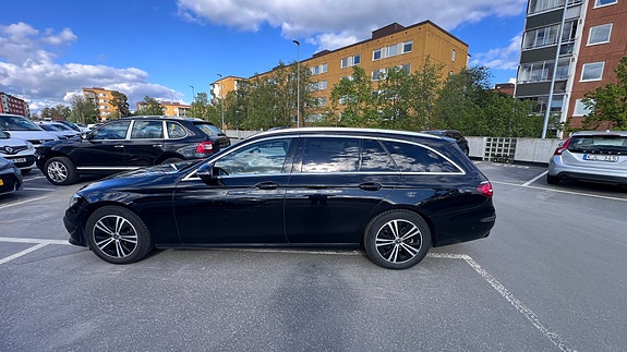 Mercedes-Benz E220 8 of 28