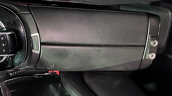 Mercedes-Benz E220 23 of 28