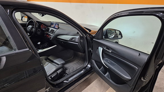 BMW 118d 5 of 5