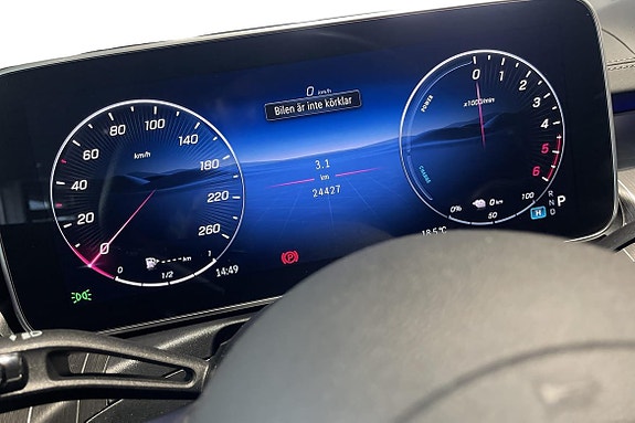 Mercedes-Benz C300 13 of 19