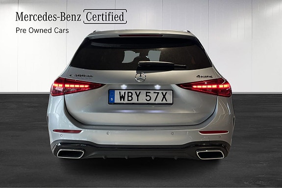 Mercedes-Benz C300 17 of 19