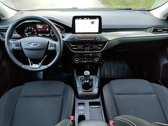Ford Focus 8 of 18