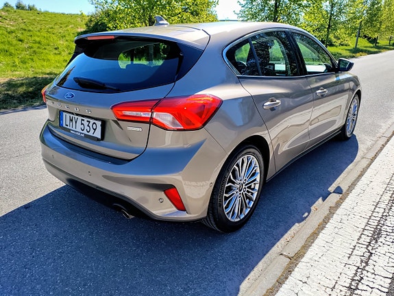 Ford Focus 4 of 5