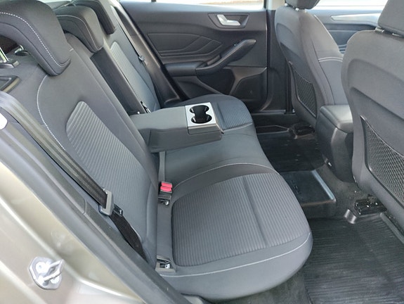 Ford Focus 11 of 18