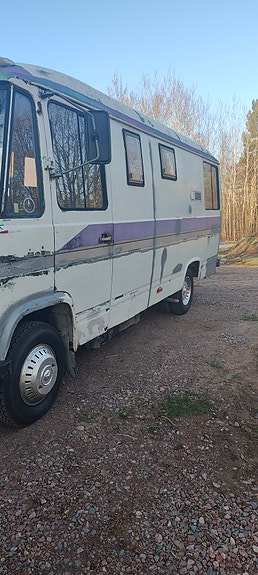 Mercedes-Benz 0309 2 of 2