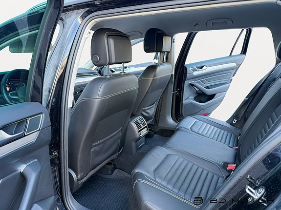 Volkswagen Passat Alltrack 19 of 19