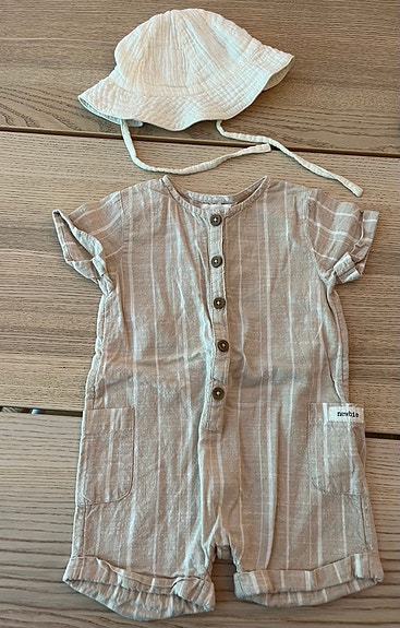 Product image 23 of 30