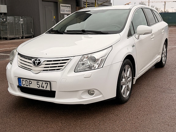 Brugt Toyota Avensis 2.2 d-4d
